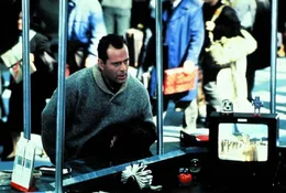 John McClane (Bruce Willis)