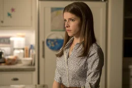 Anna Kendrick als Stephanie Smothers