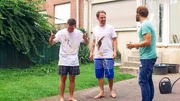 Nie wieder Flecken auf dem Shirt!? Auf dem Selbstreinigungs-Shirt sollen Flüssigkeiten einfach auf der Oberfläche abperlen. Die WG probiert es aus.