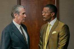 Alan Ruck as Mike Allred and Jamie Foxx as Willie Gary in The Burial Photo: Skip Bolen &copy; AMAZON CONTENT SERVICES LLC