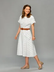 Mary Cooper (Zoe Perry). Mary Cooper (Zoe Perry).