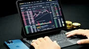 Kryptowährungen bezeichnen digitale Vermögenswerte, die physisch nicht vorhanden sind. Diese können auch als Tauschmittel fungieren. Kryptowährungen bezeichnen digitale Vermögenswerte, die physisch nicht vorhanden sind. Diese können auch als Tauschmittel fungieren.