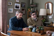 Jean-Guy Beauvoir (Rossif Sutherland, l.); Armand Gamache (Alfred Molina, r.)