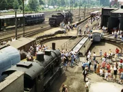 Herz des Eisenbahnmuseums ist die Drehscheibe mit Teilen des alten Rundschuppens. Im Vordergrund steht die G8 Nr. 4981 Mz. Herz des Eisenbahnmuseums ist die Drehscheibe mit Teilen des alten Rundschuppens. Im Vordergrund steht die G8 Nr. 4981 Mz.
