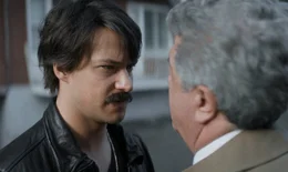 Vincent 'Vince' Gamache (Marc-Andr&eacute; Grondin l.)