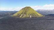 Der Vulkan M&aelig;lifell im S&uuml;den Islands: Mit einer H&ouml;he von fast 200 Metern ist er eines der Wahrzeichen der Insel.