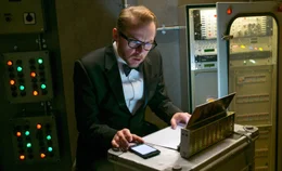 Hacker Benji Dunn (Simon Pegg) ist ein Spezialist auf seinem Gebiet. Mit allen Mitteln probiert er, Hunt zu helfen ...