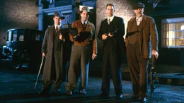 DIE UNBESTECHLICHEN, "The Untouchables", am Sonntag (13.04.25) um 23:50 Uhr Bundesagent Eliot Ness hat sich zum Ziel gesetzt, Al Capone dingfest zu machen. Aufgrund der z&uuml;gellosen Korruption stellt er nur ein kleines, handverlesenes Team zusammen. V. li. n. re.: Oscar Wallace (Charles Martin Smith), George Stone (Andy Garcia), Eliot Ness (Kevin Costner) und Jim Malone (Sean Connery)