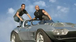 Der ehemalige FBI Beamte Brian O'Conner (Paul Walker, l.) und der professionelle Verbrecher Dominic Toretto (Vin Diesel, r.) wollen den ber&uuml;chtigten Drogenbaron Hernan Reyes um 100 Millionen Dollar erleichtern und riskieren daf&uuml;r alles ...