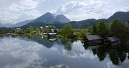 Bootsh&uuml;tten am Ausseer See.
