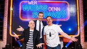 Moderator Kai Pflaume (Mitte) und seine Rateteam-Kapitäne Bernhard Hoëcker (links) und Elton. Moderator Kai Pflaume (Mitte) und seine Rateteam-Kapitäne Bernhard Hoëcker (links) und Elton.