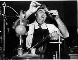 Professor Deemer (Leo G. Carroll) experimentiert mit Wachstumsseren. Als eine mit dem Serum hochgez&uuml;chtete Tarantel aus dem Labor entkommen kann, w&auml;chst sie in der freien Natur schnell auf Monstergr&ouml;&szlig;e an ...