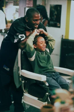 L-R:Chaz (Mekhi Phifer),Raymond (Zachary Williams)