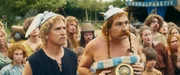 Asterix (Guillaume Canet, l.); Obelix (Gilles Lellouche, r.)