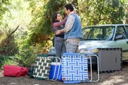 Beth Triffon (Joanne Schwartz), Troy Gentile (Barry Goldberg).