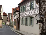 Der Ortskern von Sommerach besteht hauptsächlich aus Winzerhöfen. Die meisten Anwesen wurden in den letzten Jahren aufwändig renoviert.