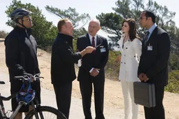 Cedric Yarbrough, James Caan, Alan Arkin, Anne Hathaway, Dwaynw Johnson