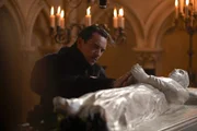 Nach dem Tod seiner geliebten Frau Jane, st&uuml;rzt K&ouml;nig Henry VIII (Jonathan Rhys Meyers) in eine tiefe Depression ...