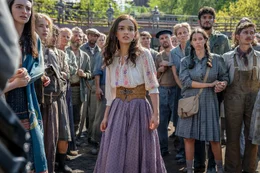 Honor Gillies as Barb Azure, Konstantin Taffet as Clerk Carmine and Rachel Zegler as Lucy Gray Baird