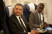Johnny English (Rowan Atkinson), Agent Tucker (Daniel Kaluuya).
