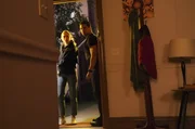 Ellie Bishop (Emily Wickersham, l.); Nick Torres (Wilmer Valderrama, r.)