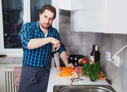 SRF bi de Lüt — Männerküche, Folge 2: Lorenz Graf. SRF bi de Lüt — Männerküche, Folge 2: Lorenz Graf.