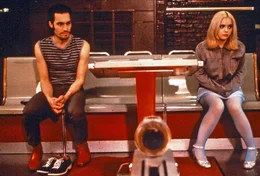 Ratlos in ihren Rollen: Billy (Vincent Gallo) will unbedingt den Mann t&ouml;ten, der ihm das Leben zerst&ouml;rt hat, und die von ihm gekidnappte Steppt&auml;nzerin Layla (Christina Ricci) hat sich in ihren einsamen Entf&uuml;hrer verliebt.