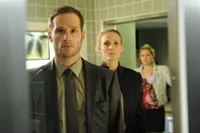 Beziehungskonflikte (v.l.n.r.) David (Lee Rychter), Maja (Barbara Lanz) und Mia (Josephine Schmidt) ...
