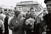 Oktober 1955, Fritz Siegmann wird von Verwandten abgeholt.
