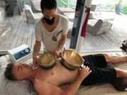 Leo Hillinger (unten) Leo Hillinger (unten)