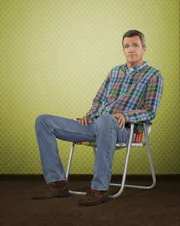 Familienvater Mike (Neil Flynn) hat zwar so seine Macken und Eigenheiten, doch für seine Familie gibt er alles ...