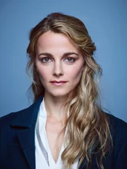 (1.Staffel) - Lizzie Needham (Bojana Novakovic) ermittelt als NYPD Detective Kriminalfälle in New York ... (1.Staffel) - Lizzie Needham (Bojana Novakovic) ermittelt als NYPD Detective Kriminalfälle in New York ...