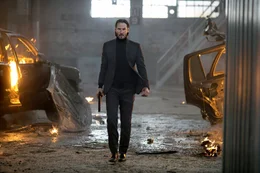 John Wick (Keanu Reeves) war einer der ber&uuml;chtigtsten Auftragskiller der Branche. Als jedoch das letzte Geschenk seiner verstorbenen Frau, ein kleiner Welpe, von dem Sohn eines Gangstersyndikat-Bosses ermordet wird, l&auml;sst er seine ehemaligen Tugenden wiederaufleben - und startet einen m&ouml;rderischen Rachefeldzug ...