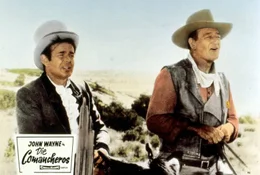 W&auml;hrend des langen Ritts nach Louisiana freunden sich Texas-Ranger Jake Cutter (John Wayne, r.) und sein Gefangener Paul Regret (Stuart Whitman, l.) langsam miteinander an...