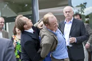 Major David Walsh (David Annen, l.), Clifford Bunting (Alistair Petrie, m.) Norman Swanscombe (Peter Egan, r.) Major David Walsh (David Annen, l.), Clifford Bunting (Alistair Petrie, m.) Norman Swanscombe (Peter Egan, r.)