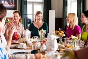 Vera genießt ihren Junggesellinnenabschied. Von links: Annalena, Vera, Uschi, Tina.