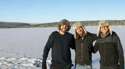 Valentin Rahmel alias Sarazar begibt sich mit seinen beiden Kumpels Benni und Max auf ein weiteres Roadtrip-Abenteuer. Sie reisen in Schweden von Stockholm bis zu den Nordlichtern nach Kiruna. - v.l.n.r. Maximilian Leinfelder, Sarazar (Valentin Rahmel), Benjamin Gelhaar.