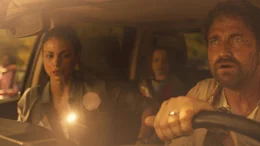 L - R: Allison Garrity (Morena Baccarin), Nathan Garrity (Roger Dale Floyd), John Garrity (Gerard Butler)
