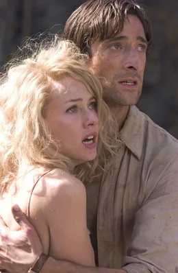 Kann Jack Driscoll (Adrien Brody, r.) die h&uuml;bsche Ann Darrow (Naomi Watts, l.) vor dem Riesenaffen King Kong besch&uuml;tzen?
