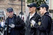 "Watch Over Me" -- The NCIS team investigates the murder of a Navy Officer with the highest level top secret clearance ... Pictured L-R: Lucas Black as Special Agent Christopher LaSalle, Scott Bakula as Special Agent Dwayne Pride, and Zoe McLellan as Special Agent Meredith "Merri" Brody