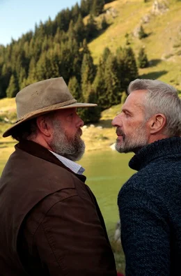 Zwischen dem grummeligen Eigenbr&ouml;tler Pierre (Gr&eacute;gory Gadebois, li.)  und dionysischen Tech-Champion Vincent (Lambert Wilson, re.) entsteht eine besondere Freundschaft.