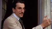 Cecil Vyse (Daniel Day-Lewis)