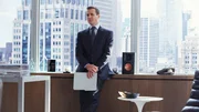Harvey (Gabriel Macht) versucht, seine berufliche Entscheidung mit seiner privaten Beziehung zu vereinbaren &ndash; doch nicht alle in der Kanzlei sind mit Scotties Anstellung einverstanden.