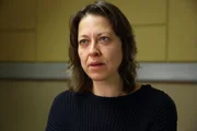 Helen Bartlett (Nicola Walker)