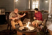 Art (Dean Norris, l.); Al (Adhir Kalyan, r.) Art (Dean Norris, l.); Al (Adhir Kalyan, r.)