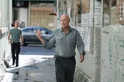 Joe (Terry O'Quinn)