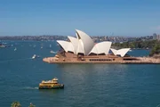 Wahrzeichen einer ganzen Nation: Mit seinem ikonischen Segeldach gilt das Sydney Opera House als architektonisches Meisterwerk.