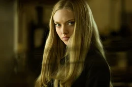 Jill Conway (Amanda Seyfried)