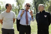 (v.li.): Gerhard Liebmann (Manfred Pribil), Dietrich Siegl (Oberst Otto Dirnberger), Peter Moucka (Josef Schmeisser).