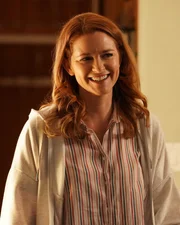 Dr. April Kepner (Sarah Drew)